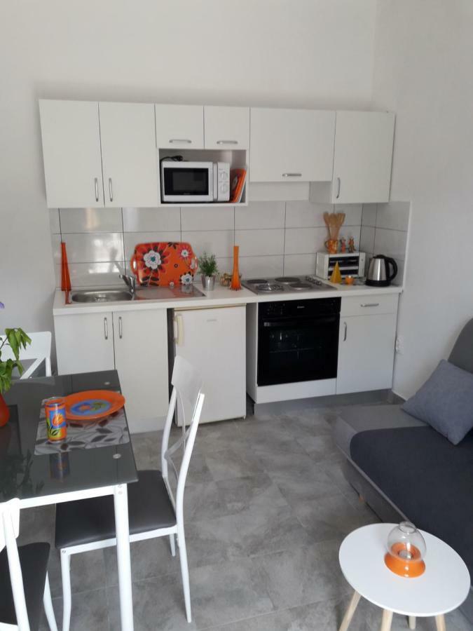 Pauli Apartment Kastela Exterior photo